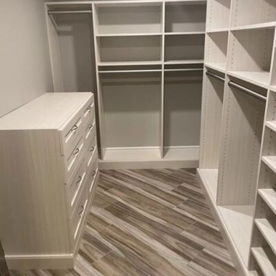 Custom Walk In Closet Designs