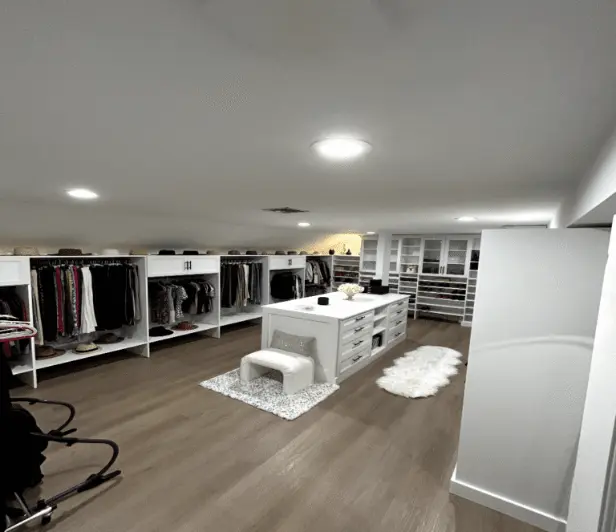 Walk-in Closets